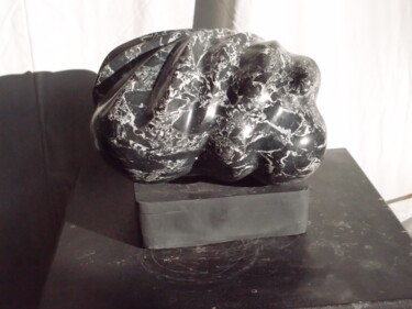 Sculpture titled "Nuage étrange" by Xavier Malbreil, Original Artwork, Stone