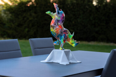 Escultura titulada "Rhino Danseur art b…" por Xavier Wttrwulghe, Obra de arte original, Resina