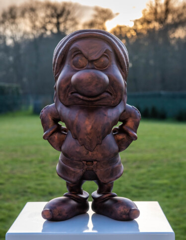 Скульптура под названием "Grumpy P" - Xavier Wttrwulghe, Подлинное произведение искусства, Смола