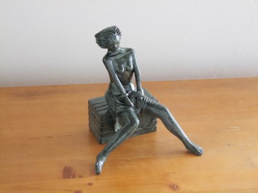 Sculpture titled "Anastasia" by Xavier Jarry-Lacombe, Original Artwork, Clay