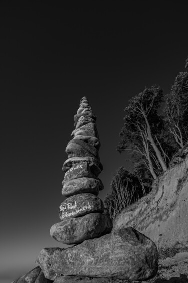 Fotografia zatytułowany „Stone Tower” autorstwa Mossart, Oryginalna praca, Fotografia cyfrowa