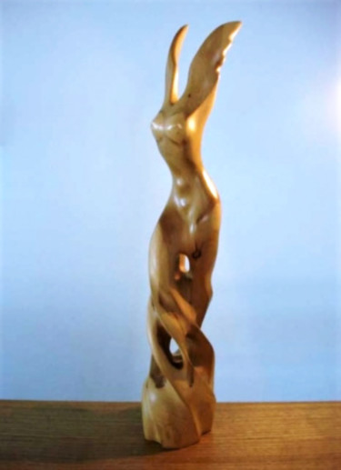 Sculpture intitulée "Муза" par Georgii Tril, Œuvre d'art originale, Bois