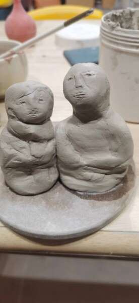 Scultura intitolato "Old couple（Scholars）" da Yan Liu, Opera d'arte originale, Ceramica