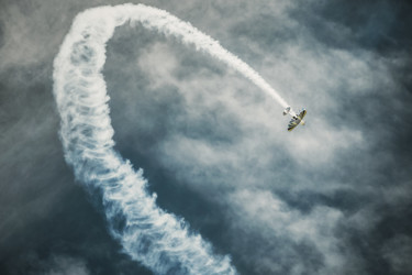 Fotografie mit dem Titel "Aircrafts #5" von Yancho Sabev, Original-Kunstwerk, Digitale Fotografie Auf Aluminium montiert