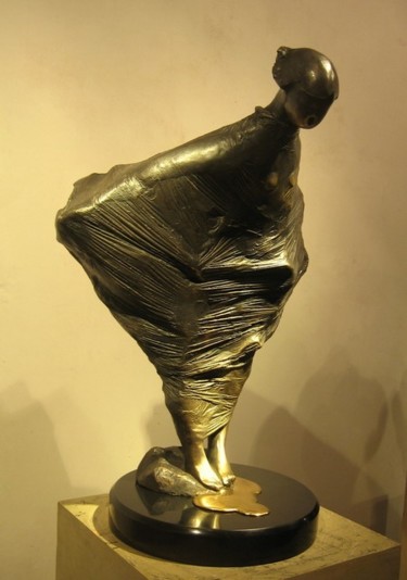 Sculpture titled "《金色年华》铸铜" by Xue Jun Yang, Original Artwork