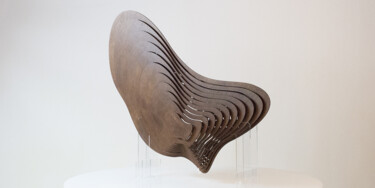 Design mit dem Titel "pearl / lamp" von Yannick Hervy (goin2), Original-Kunstwerk, Holz