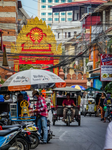 Photography titled "Phnom penh.jpg" by Yannick Boid, Original Artwork, Digital Photography