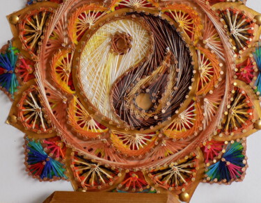 Textile Art titled "Equanimité" by Muriel Courtioux, Original Artwork, Thread