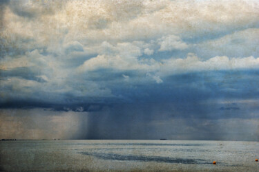 Fotografie mit dem Titel "Rainy day" von Yasmina Baggili, Original-Kunstwerk, Digitale Fotografie