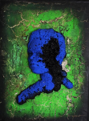 Sculpture titled "INNOCENTE" by Yavo, Original Artwork, Spray paint Mounted on Wood Stretcher frame