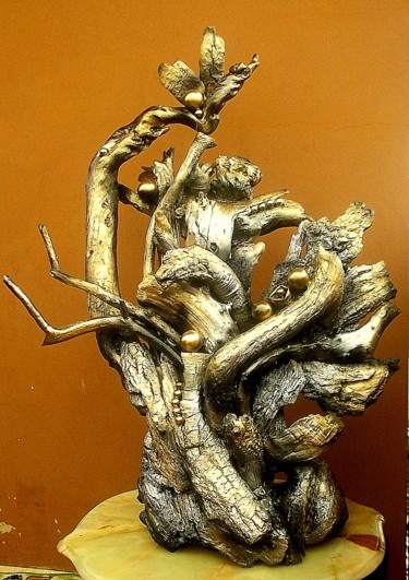 Scultura intitolato "Wooden sculpture-4" da Yavor Stoychev, Opera d'arte originale, Legno