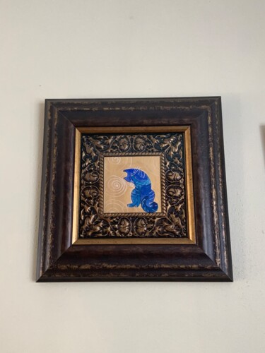 Schilderij getiteld "Blue cat on gold" door Yelena Mazour-Matusevich, Origineel Kunstwerk, Glazuur Gemonteerd op Karton