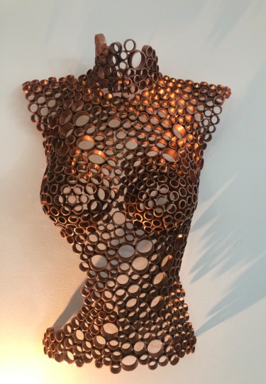 Sculptuur getiteld ""MIA" buste femme c…" door Yohan Plu, Origineel Kunstwerk, Metalen