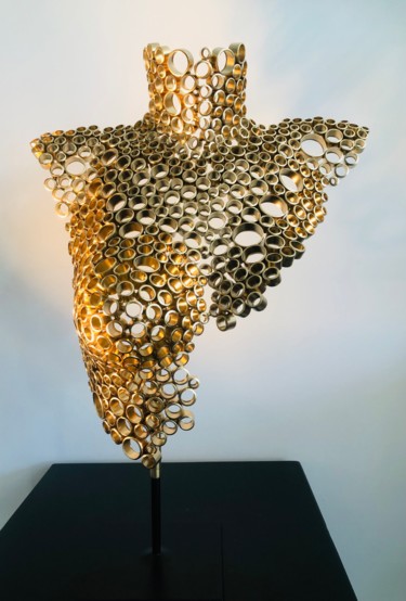 Sculpture titled ""Emili" buste Gold" by Yohan Plu, Original Artwork, Metals