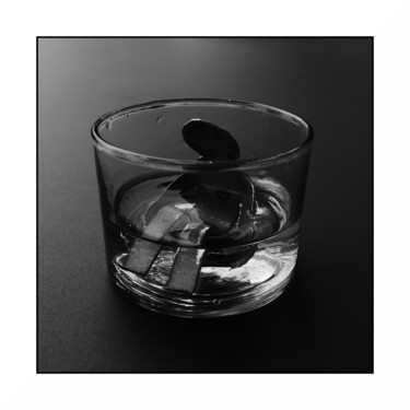 Photographie intitulée "Cocktail" par Yorizzyo, Œuvre d'art originale, Photographie numérique
