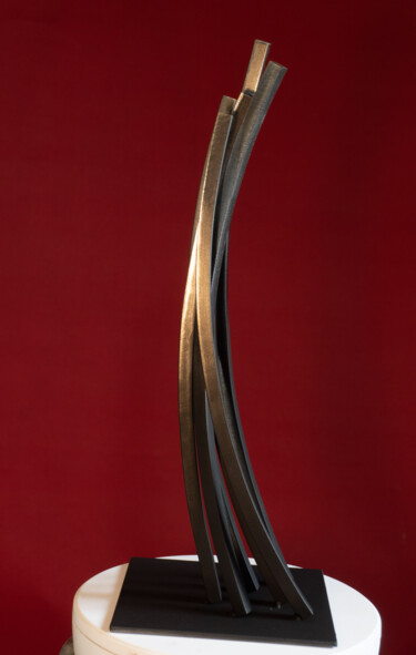 Escultura titulada "***REBELLION***" por Yuriy Kraft, Obra de arte original, Metales