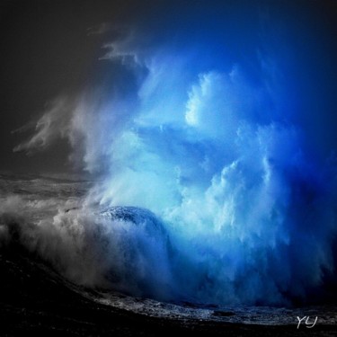 Photographie intitulée "vagues-9-" par Yves Le Jeune, Œuvre d'art originale