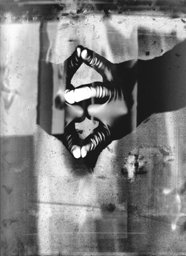 Photographie intitulée "Mains Libres 42" par Yvon Mouster, Œuvre d'art originale