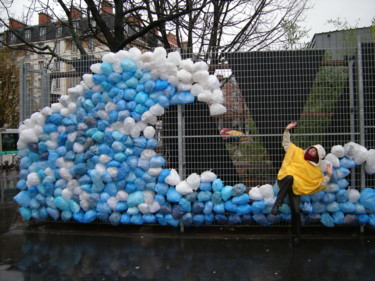 Installatie getiteld "L'invasion du Jetab…" door Zampo, Origineel Kunstwerk, Gevonden voorwerpen