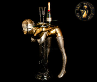 Sculpture intitulée "Bondage Lady Consol…" par Ze Nobre, Œuvre d'art originale, Bronze