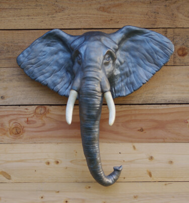 Escultura titulada "Eléphant" por Zef, Obra de arte original, Yeso