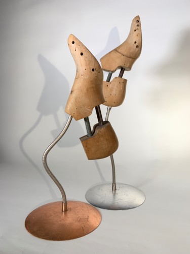 Sculpture titled "Step by step" by Zenzivi Nora Yahiaoui, Original Artwork, Wood