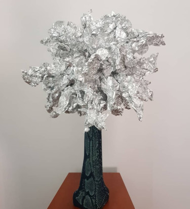 Skulptur mit dem Titel "Galactical wedding" von Zenzivi Nora Yahiaoui, Original-Kunstwerk, Aluminium