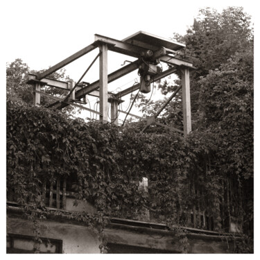 Fotografie mit dem Titel "Bridge Crane" von Zheka Khalétsky, Original-Kunstwerk, Nicht bearbeitete Fotografie