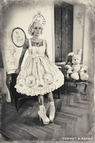 Photography titled "Alice 2" by Zone 17 Fermet & Faton, Original Artwork, Digital Photography