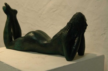 Sculpture titled "pensive" by Zou.Sculpture, Original Artwork, Terra cotta