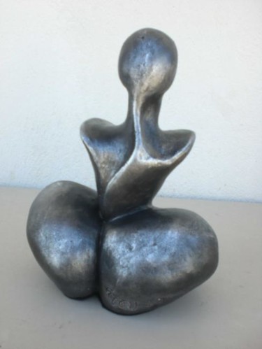 Sculpture titled "La Providence" by Zou.Sculpture, Original Artwork, Terra cotta