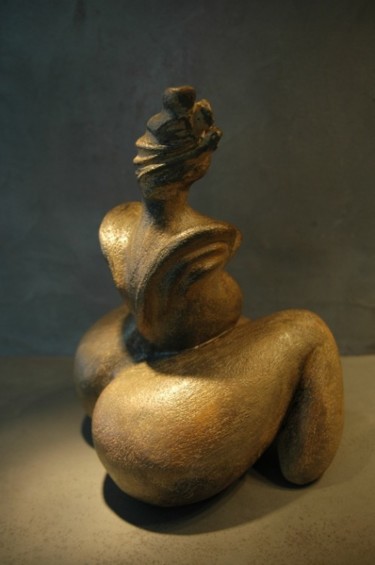 Sculpture titled "l'avenir 3" by Zou.Sculpture, Original Artwork