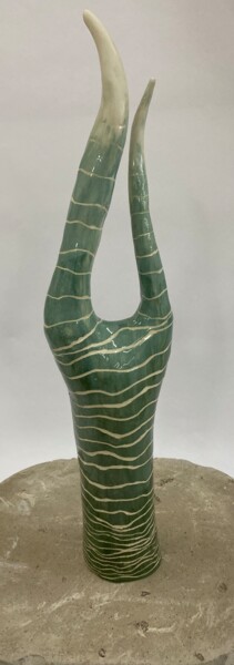Design intitolato "Dalgalardan esinlen…" da Zuhal Soyal, Opera d'arte originale, Ceramica