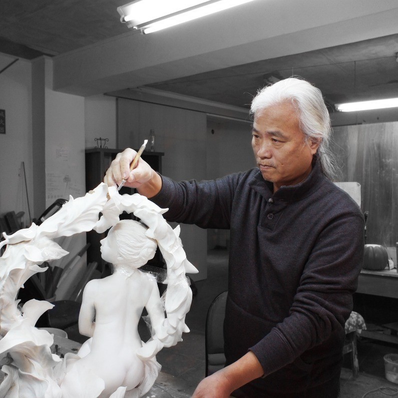 H Shen - The artist at work