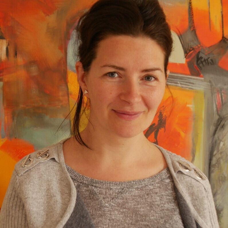 Alexandra Ghimisi - The artist at work