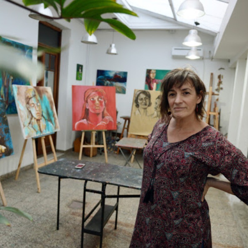 Alicia Besada - El artista trabajando