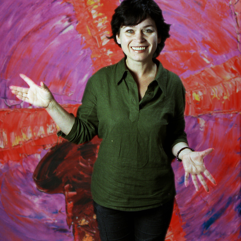 Alla Ronikier - The artist at work