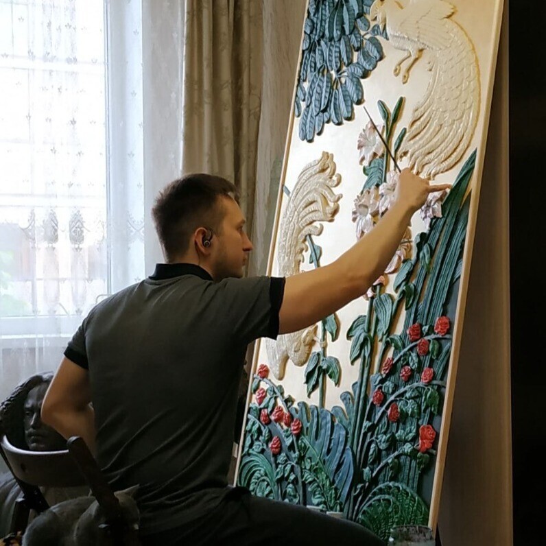 Anatoly Popov - The artist at work