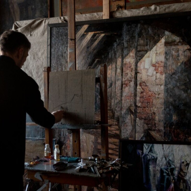 Andrey Lyssenko - The artist at work