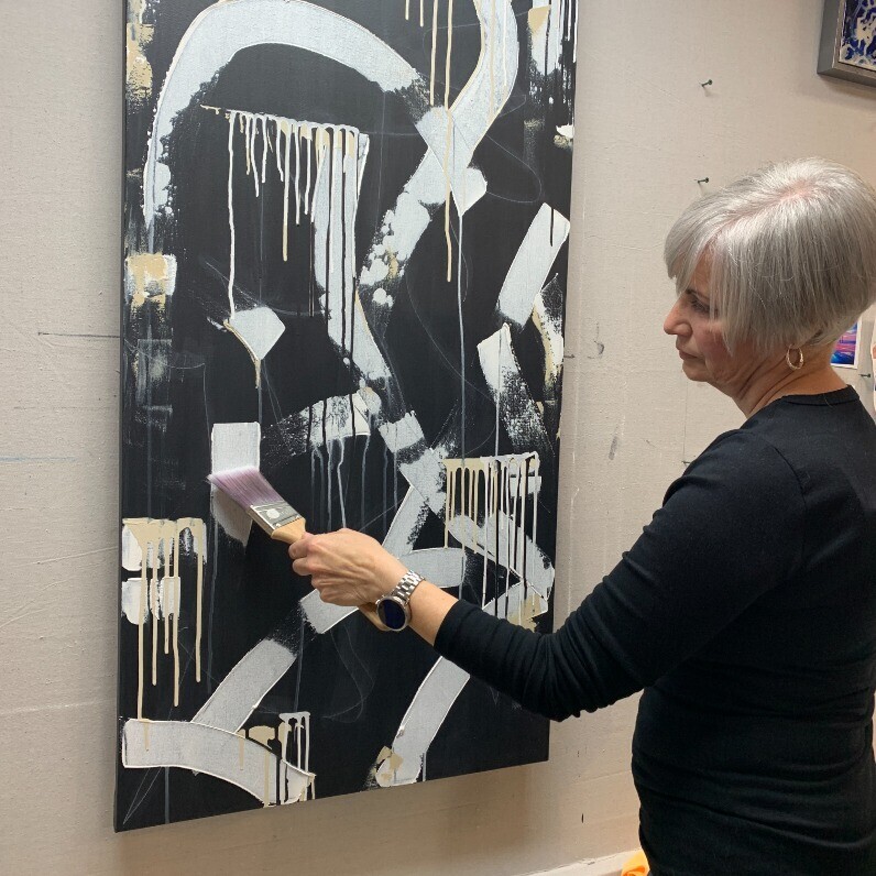 Angie Chapman - The artist at work
