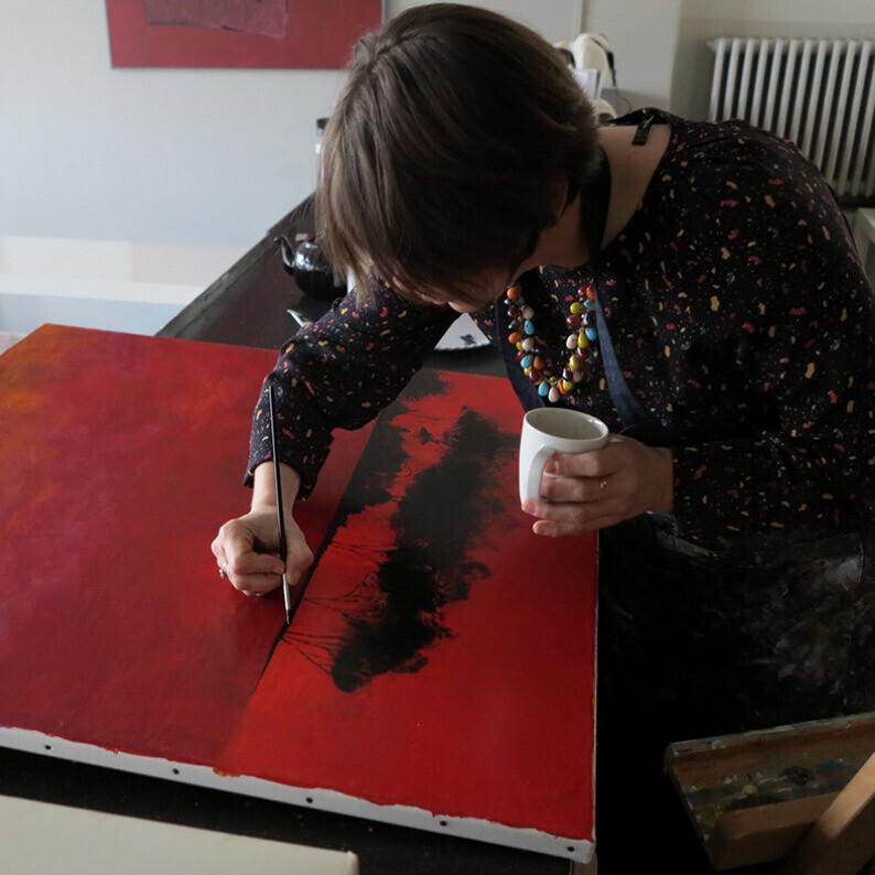 Anne Hervy - The artist at work