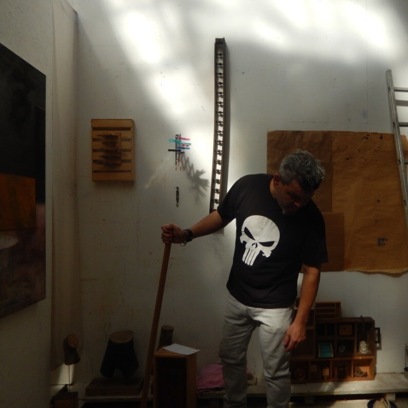 Carlos David - The artist at work