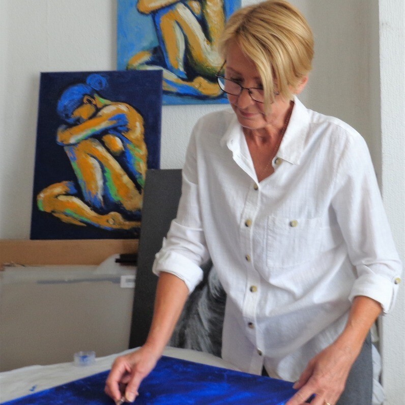 Carmen Tyrrell - The artist at work