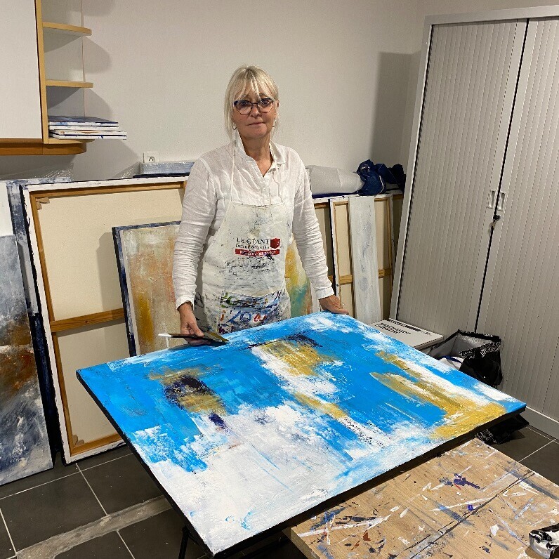 Christine Barth Mroz - The artist at work