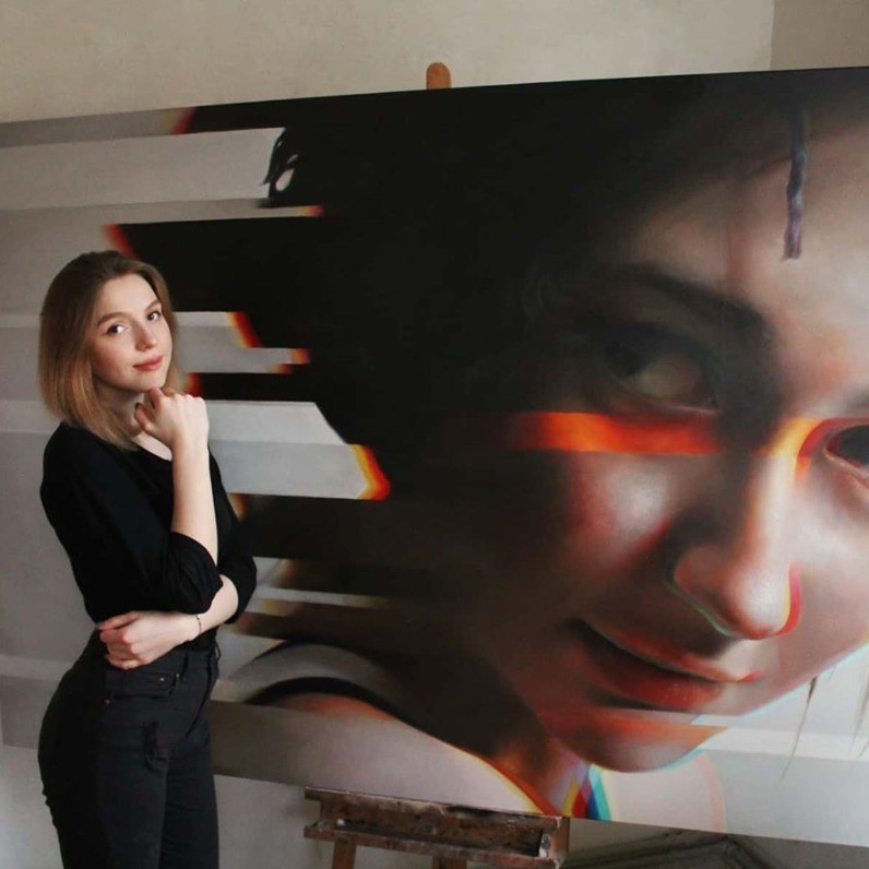 Christine Bodnaruk - The artist at work