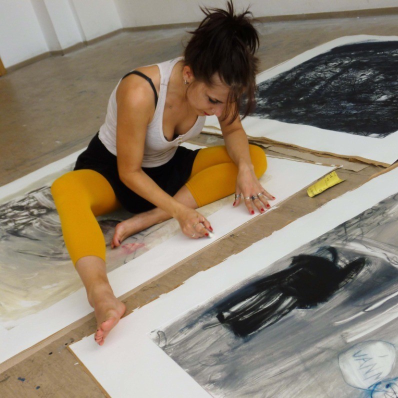 Cynthia Gregorova - The artist at work