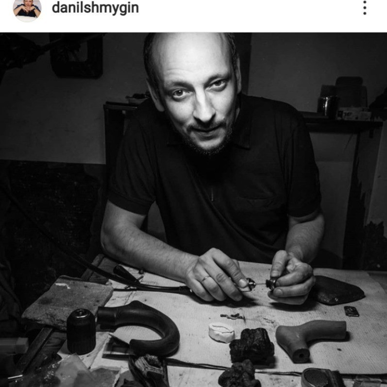 Danil Shmygin - The artist at work