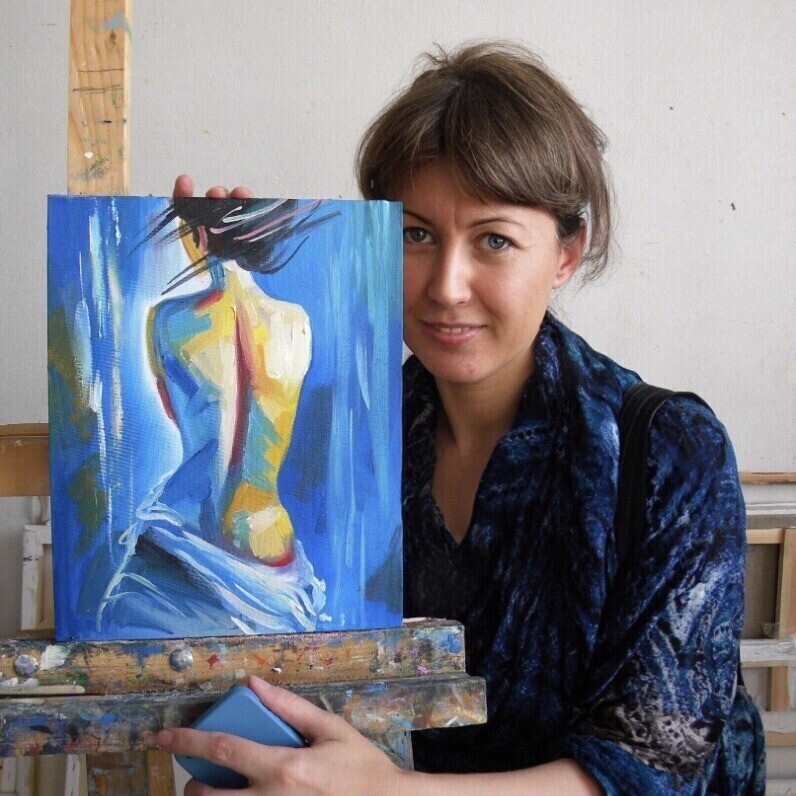 Ekaterina Geneberg - 仕事中のアーティスト