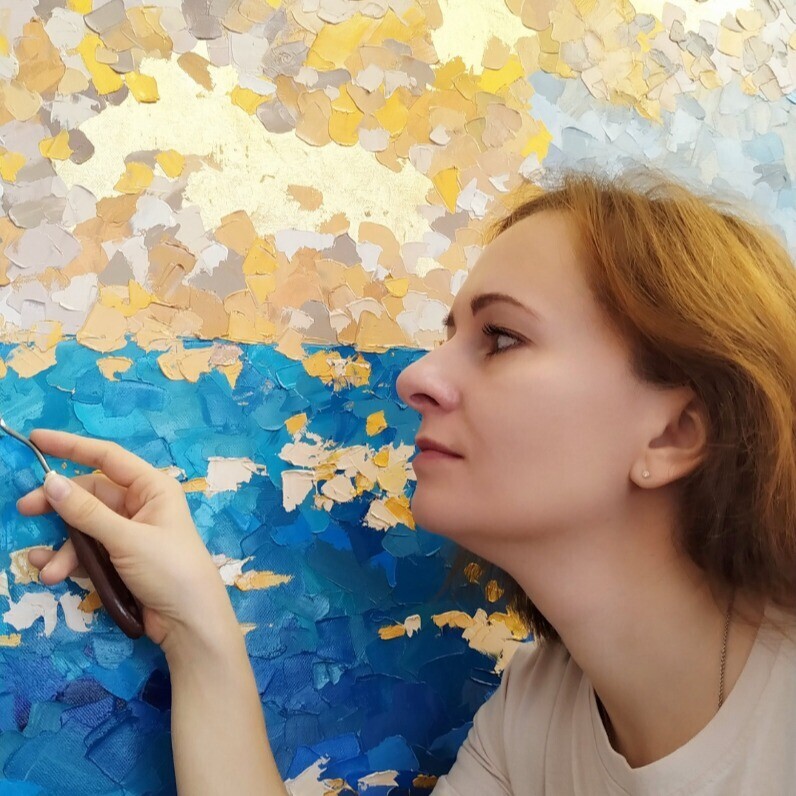 Elena Dundukova - The artist at work