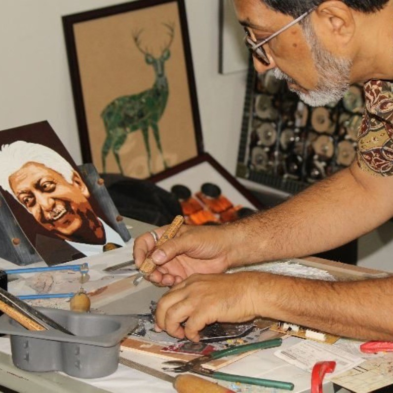 Vishwanath Mallabadi Davangere - The artist at work